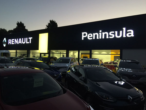 Peninsula Renault